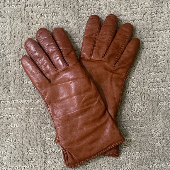 Women’s Coach Brown Leather Gloves - Picture 2 of 3